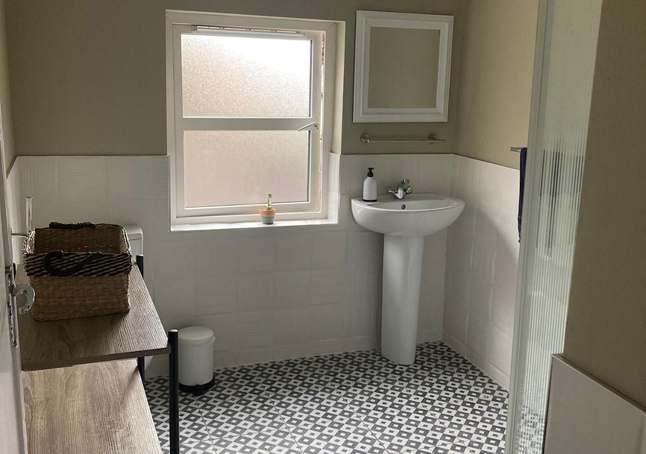 Kilaturley House Apartment 斯温福德 外观 照片